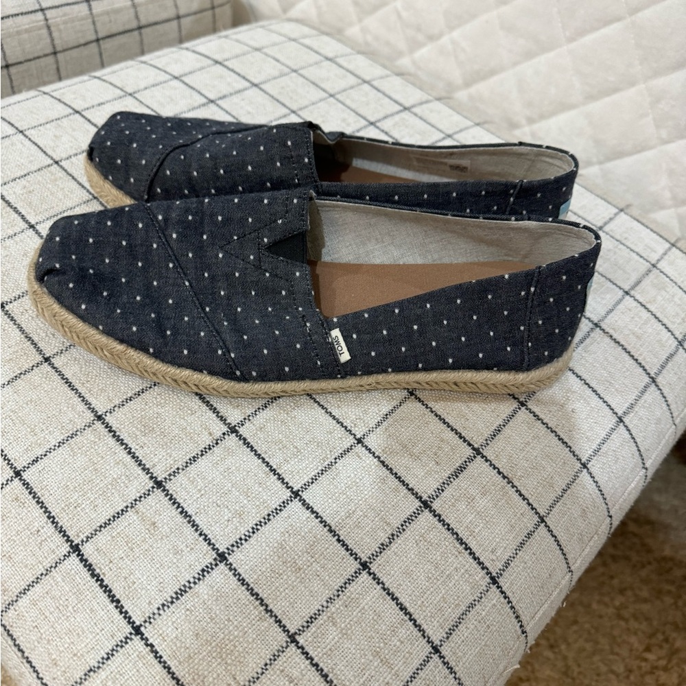 TOMs flats